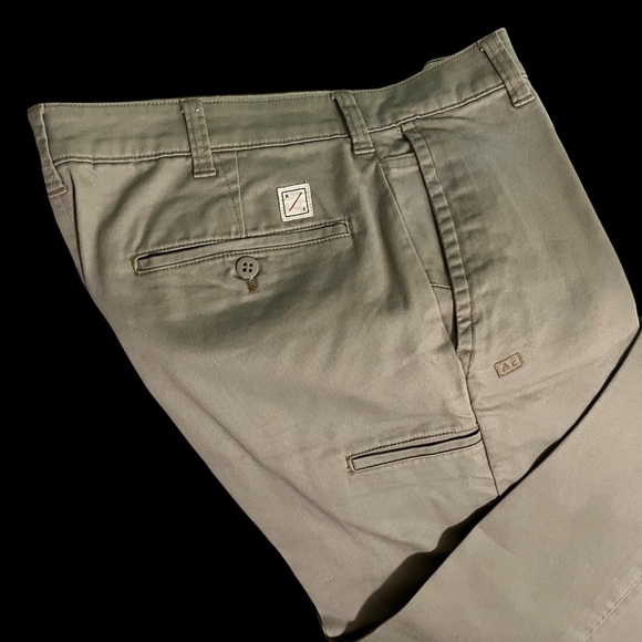 American Eagle Tan Khakis - Picture 2 of 4